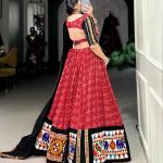 Cotton Printed And Gamthi work With Mirror work choli